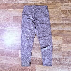 Offline by Aerie Blush Pink Shiny Snakeskin Print Leggings size L Short